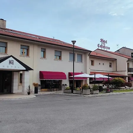 酒店 卡林费尔诺酒店 3*