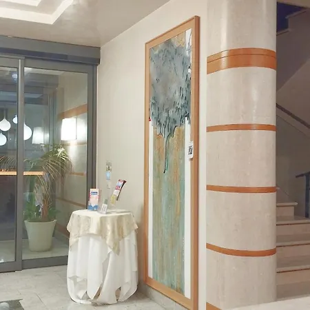 Hotell Calinferno 3*