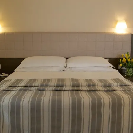 Calinferno Hotell
