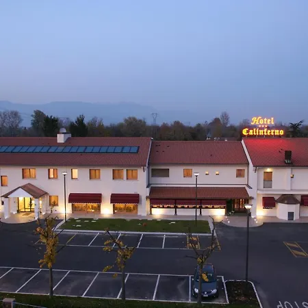 Calinferno ホテル